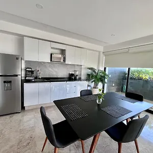 Apartamento Amplio 2 Beds Ubicacion Top!, Playa del Carmen